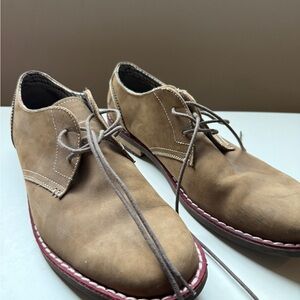 Penguin Brown Oxford Shoes with Classic Design and Contrast Stitching size 12
